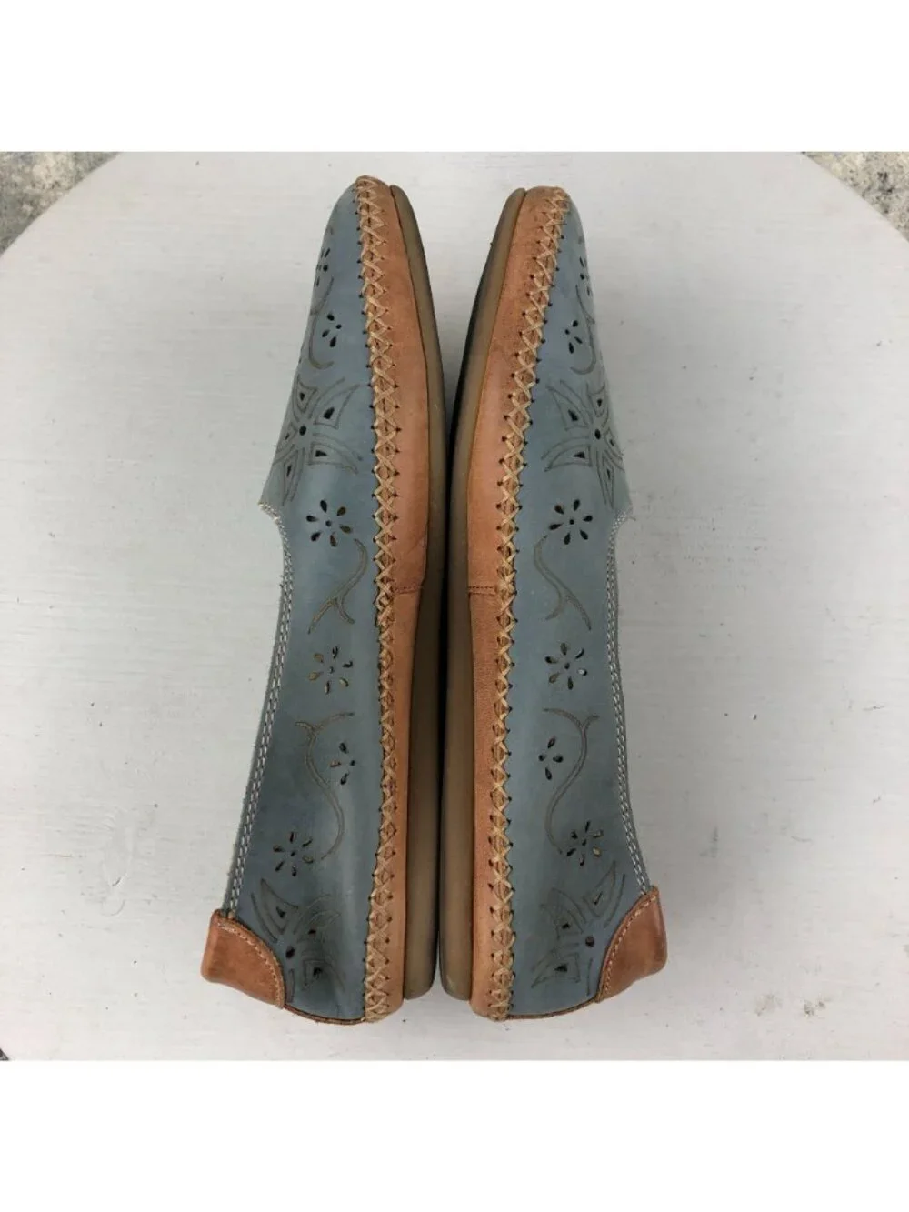 BOC Women's Size 8M Poha Blue Leather Laser Cut Perforated Ballet Flats Shoes